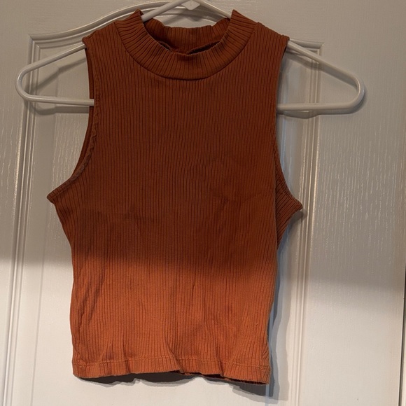 Uniqlo Women's Ribbed Crop Top - Rust Women’s XS Used - Picture 1 of 4